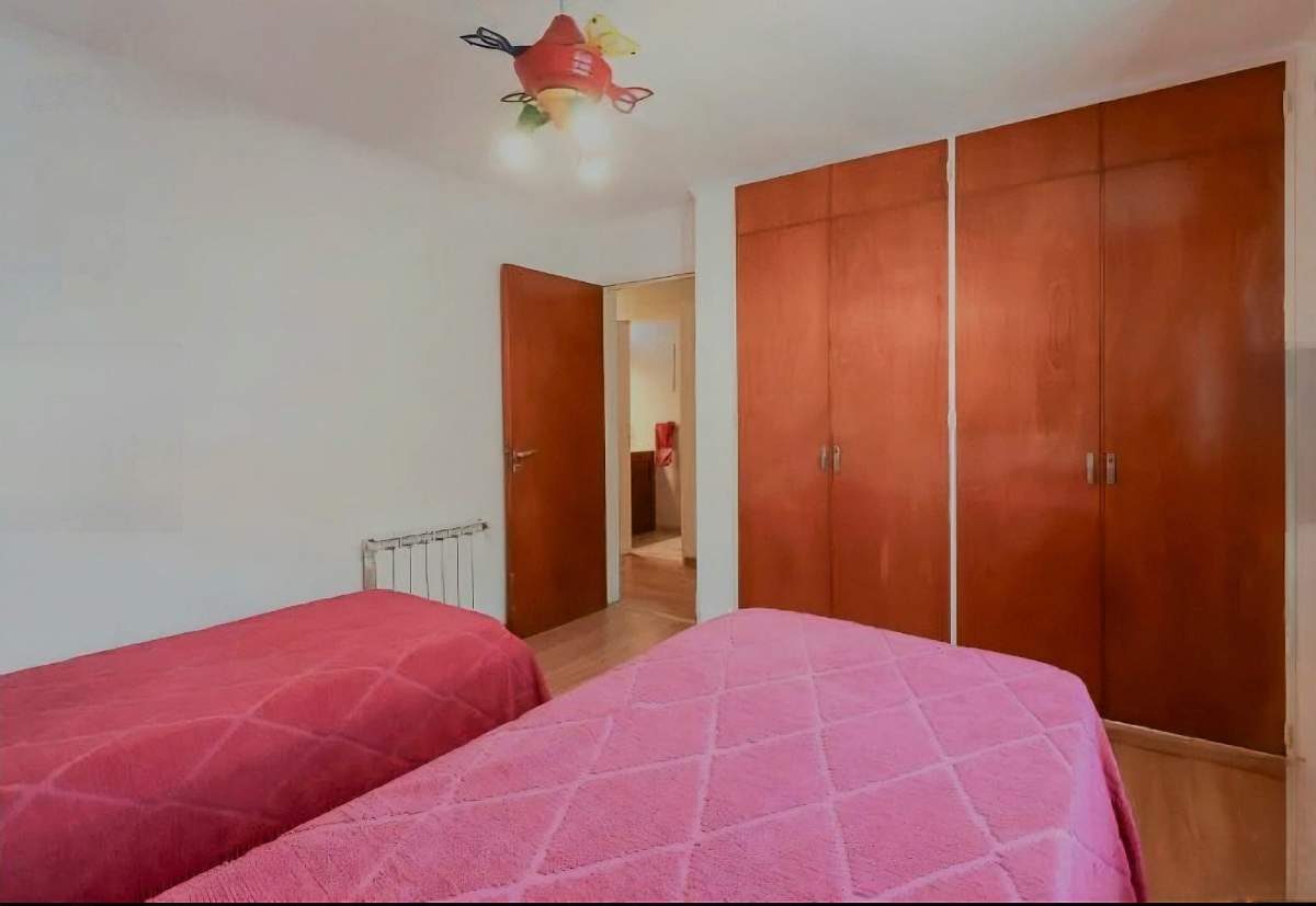 VENTA DE CASA BARRIO URCA  3 DORMITORIOS