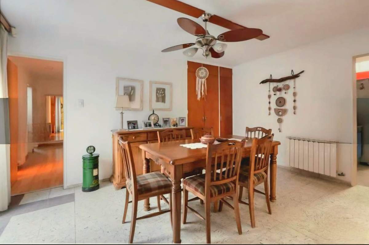 VENTA DE CASA BARRIO URCA  3 DORMITORIOS