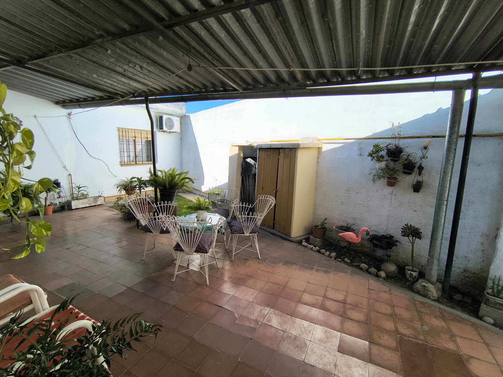 VENTA CASA 2 DORM Y DEPTO B AYACUCHO A 100 mts de Av capdevila