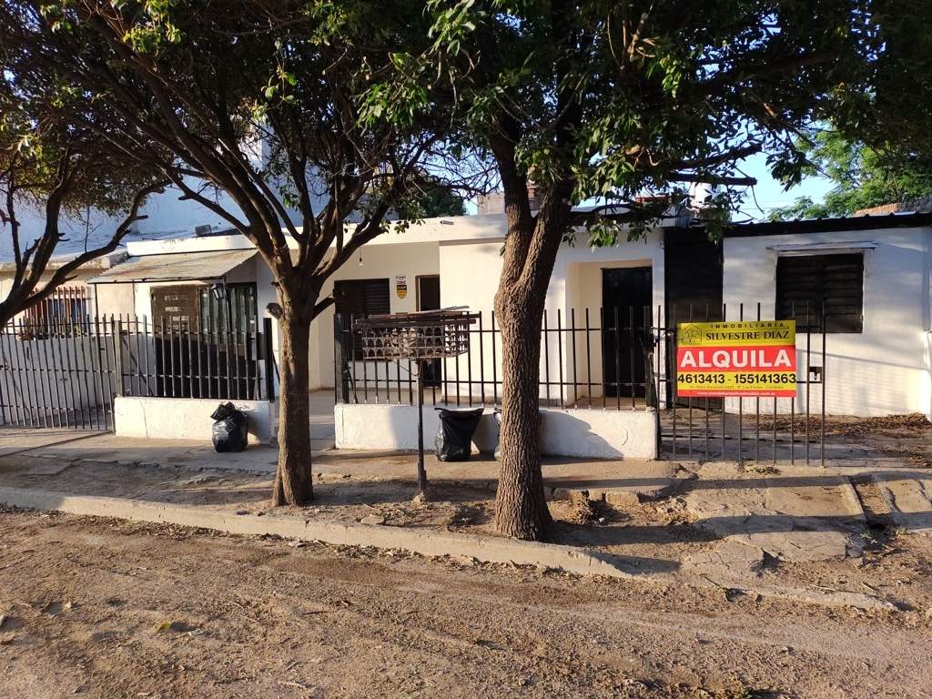Cabildo - Casa 2 Dorm mas Dpto independiente