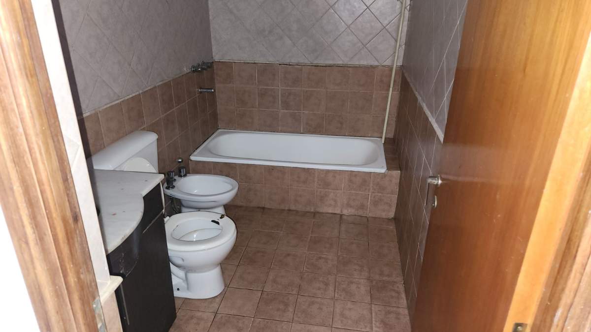 Excelente ubicación a mts del centro - 1 Dormitorio en PB