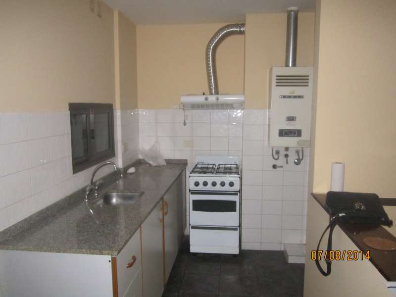 EXCELENTE, INMUEBLE EN EL CORAZON DE NUEVA CORDOBA.-