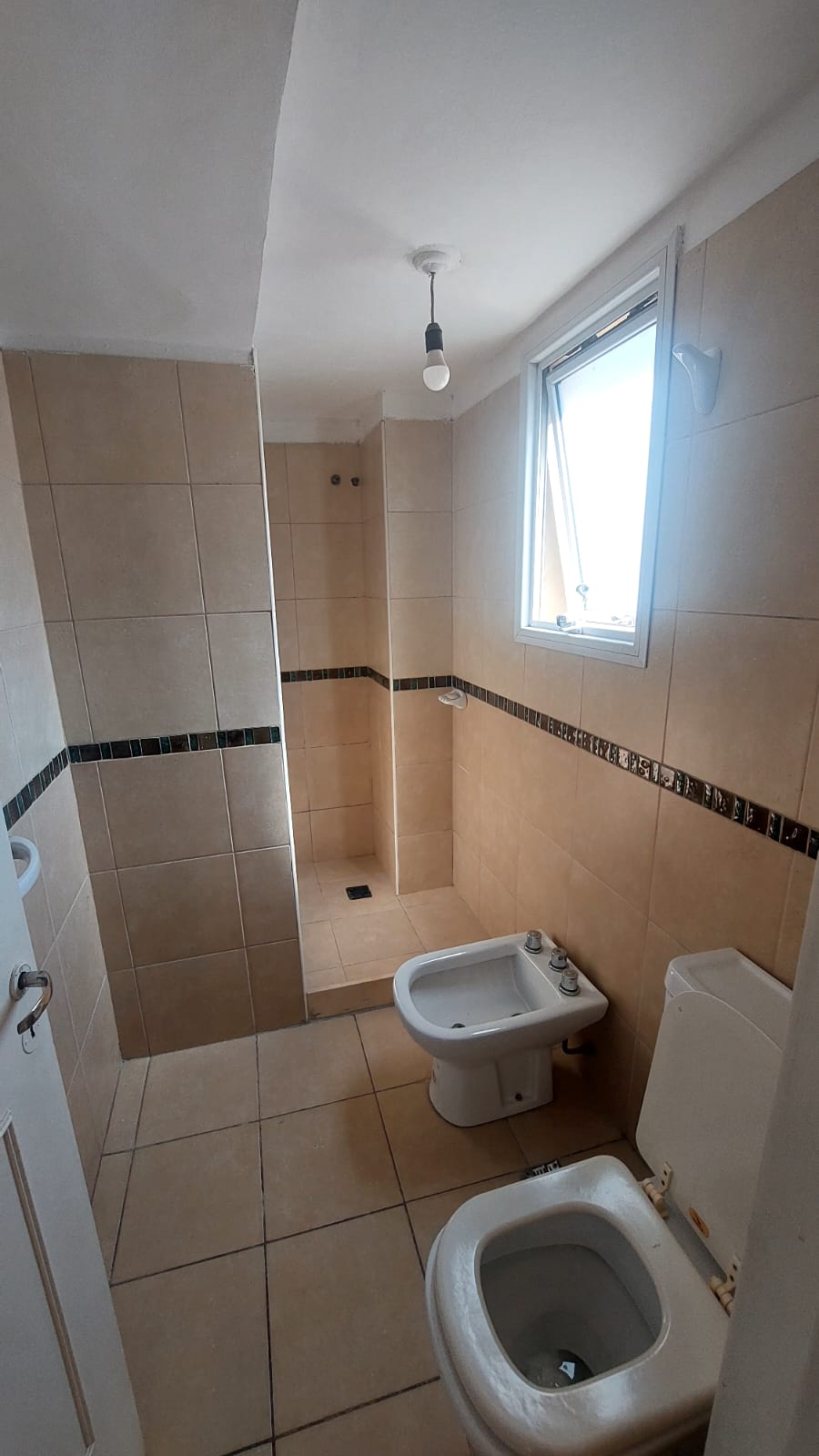 DEPARTAMENTO EN ALBERDI MUY LUMINOSO