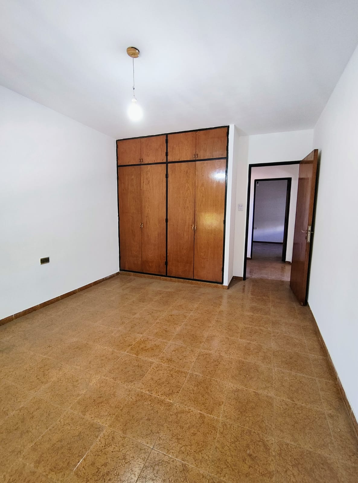 Amplio Dpto ALQUILER de 2 Dorm B ALTA CORDOBA