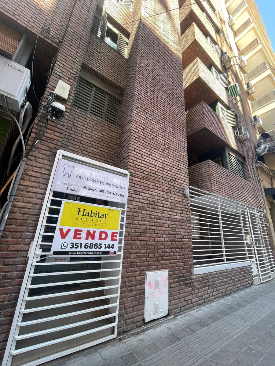 vendemos Local comercial con oficina  A pasos de Gemes y Nueva Córdoba