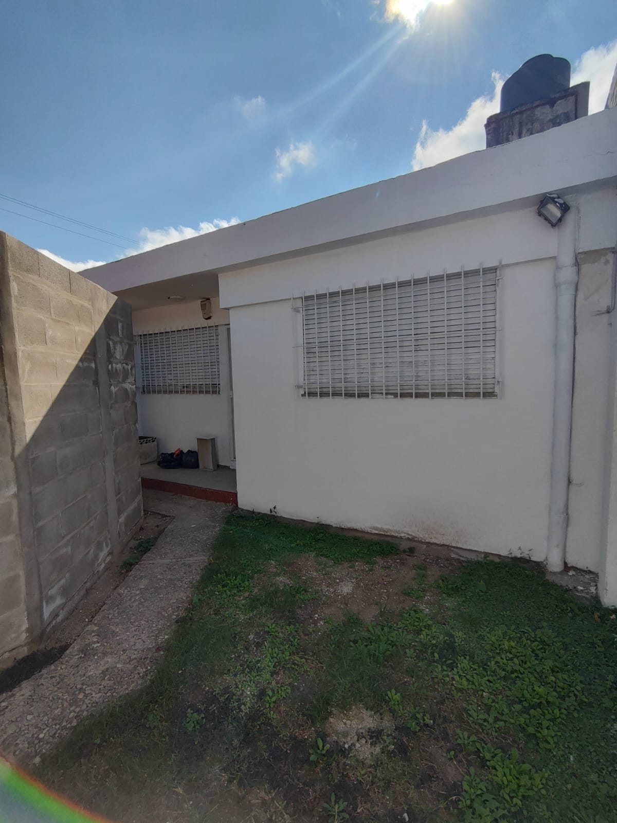 Alquiler Casa - Barrio Los Paraísos
