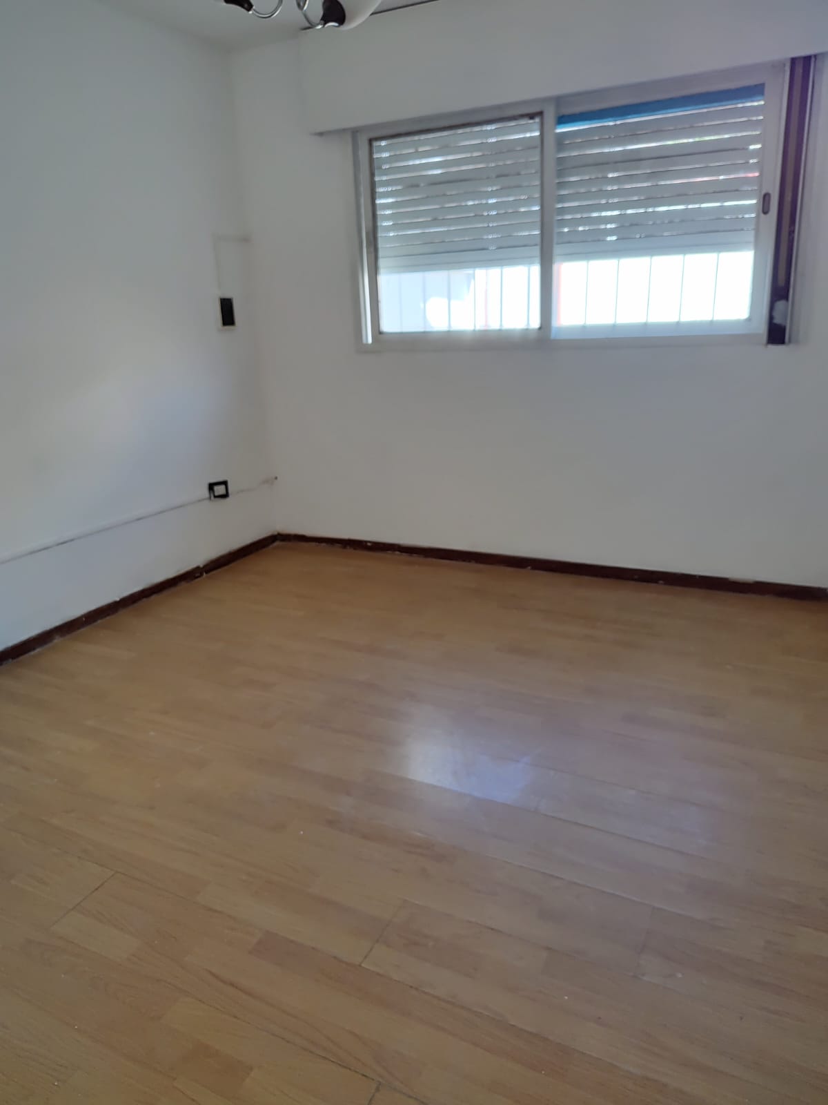 Alquiler Casa - Barrio Los Paraísos