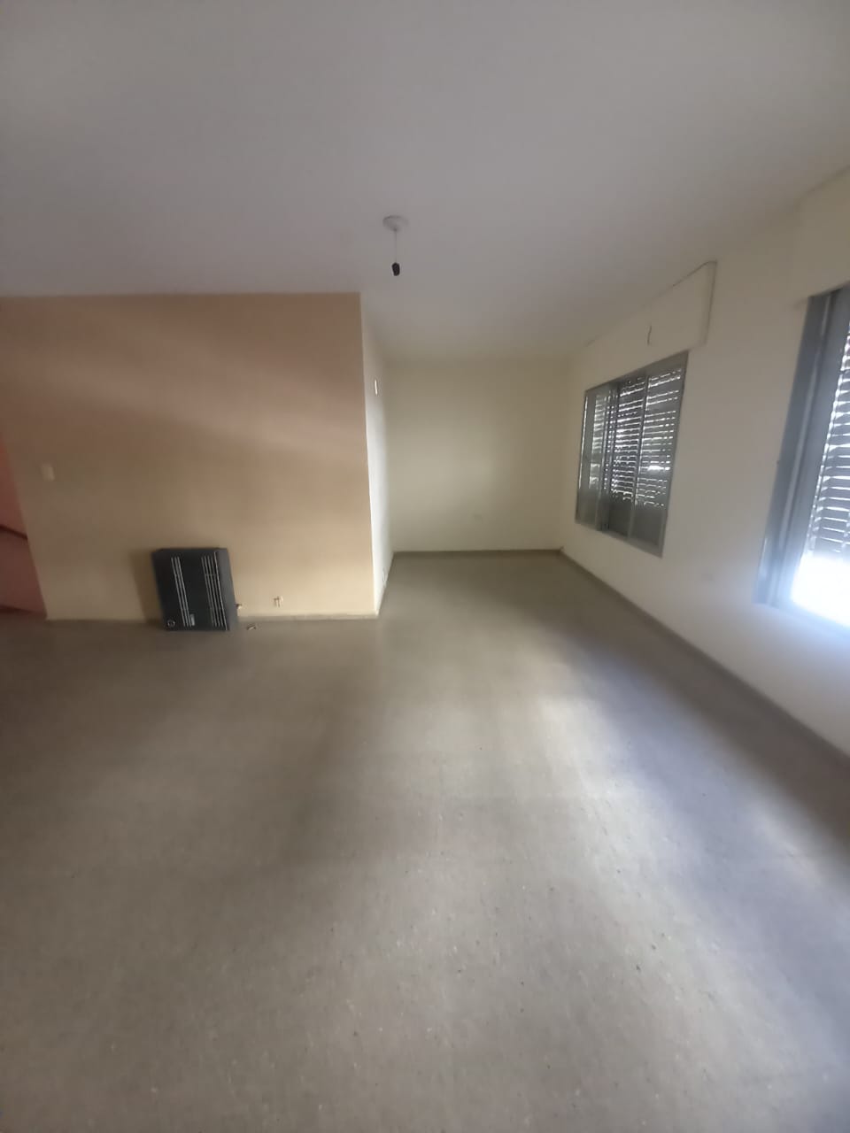 B° GENERAL PAZ - DEHEZA AL 300 - CASA EN PLANTA ALTA - USO COMERCIAL 3 DORM Y TERRAZA