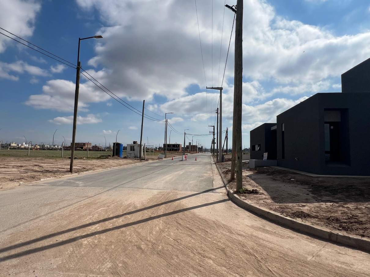 CUESTAS DE MANTANTIALES LOTE CENTRAL EN VENTA