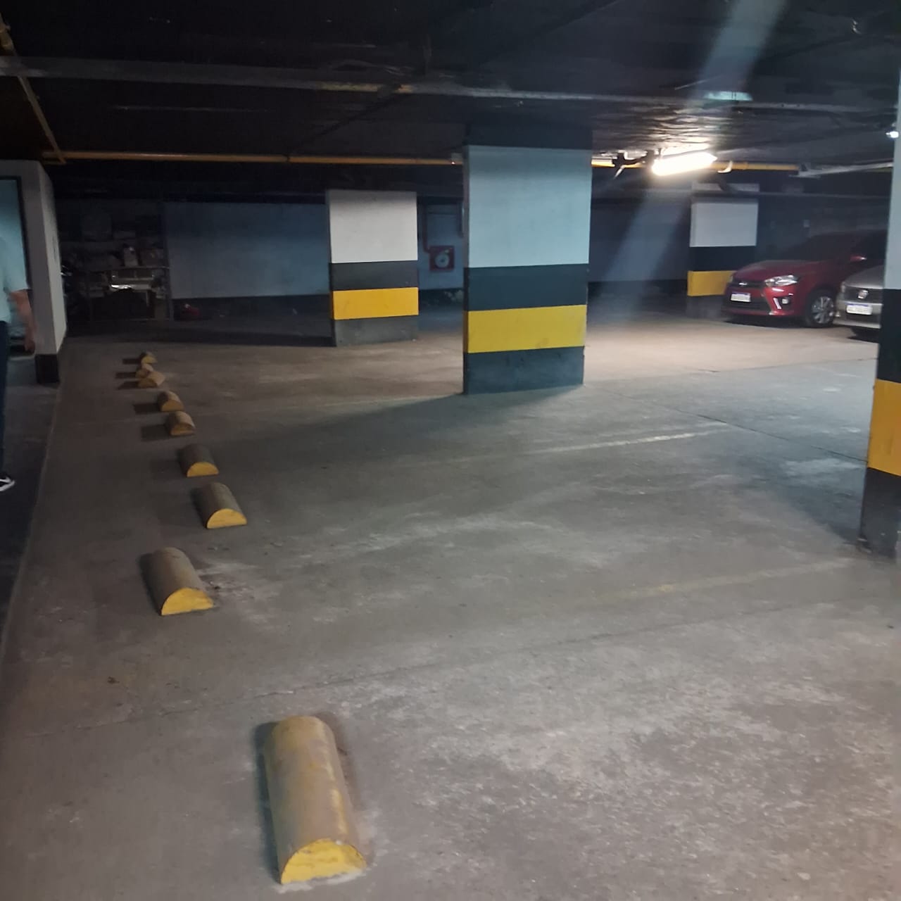Venta de Departamento de 2 dorm en edificio SONOMA 3 con COCHERA