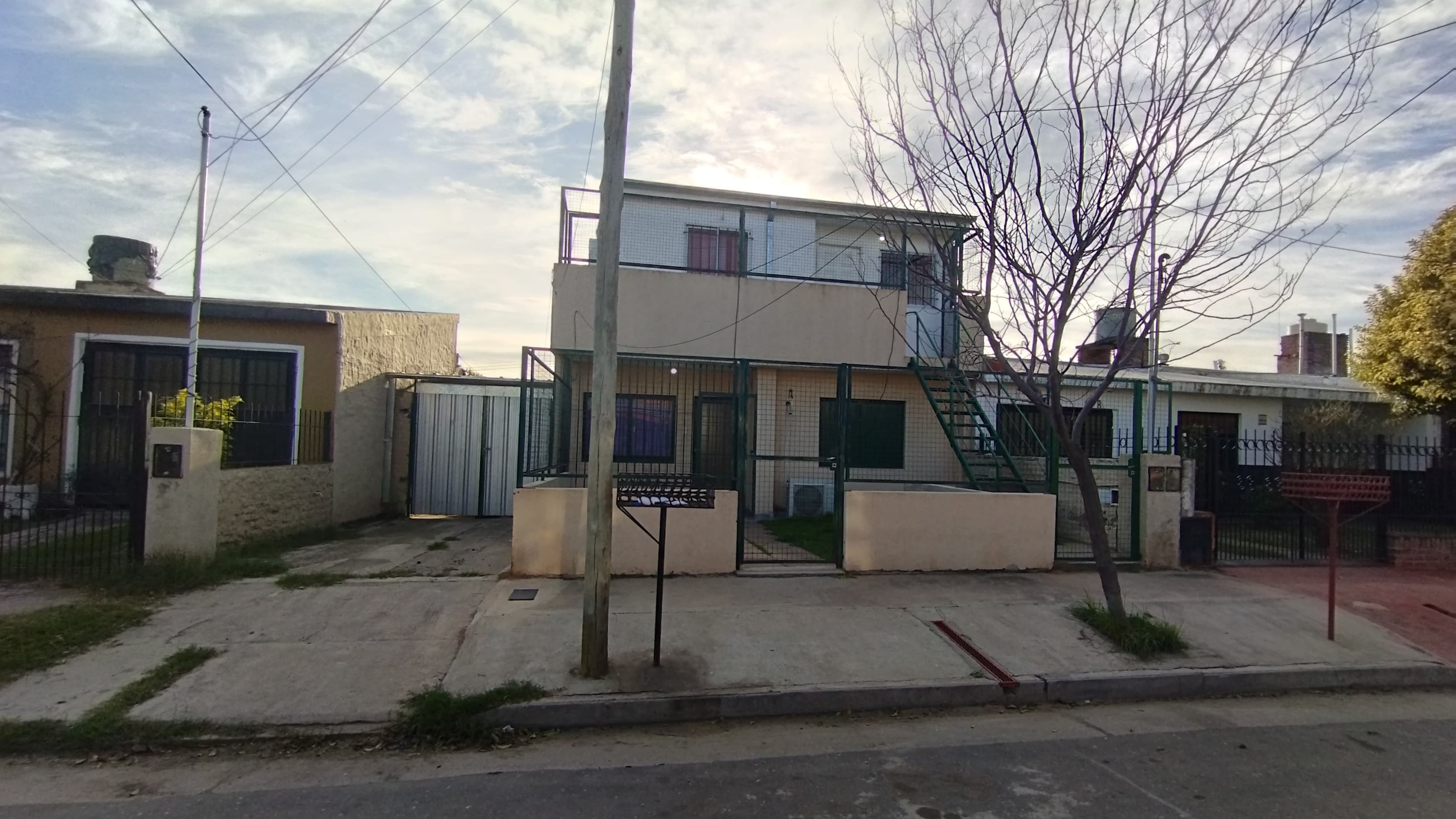 VENTA 3 DEPTOS STA ISABEL III