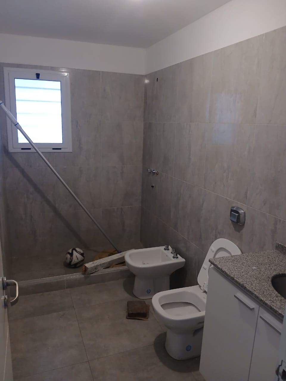 CASA A ESTRENAR EN VENTA B ALTOS DE LA COLONIA - COLONIA TIROLESA.