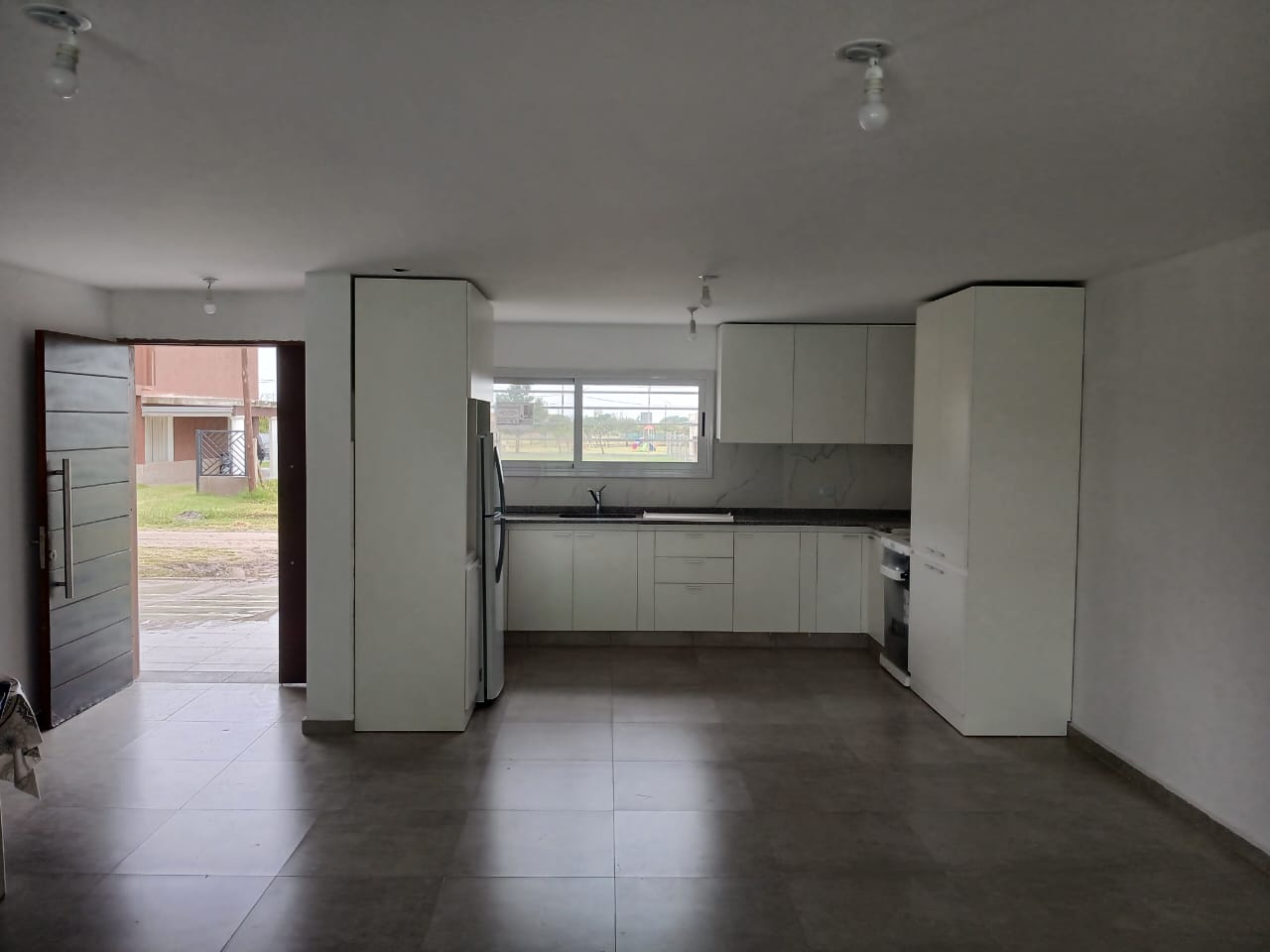CASA A ESTRENAR EN VENTA B ALTOS DE LA COLONIA - COLONIA TIROLESA.