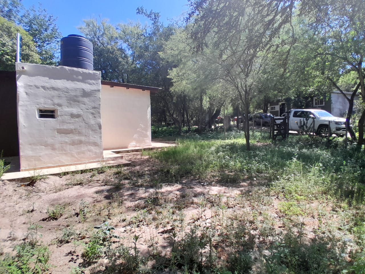 VENDO CASA RECICLADA B LOS POZOS,  VILLA LAS ROSAS