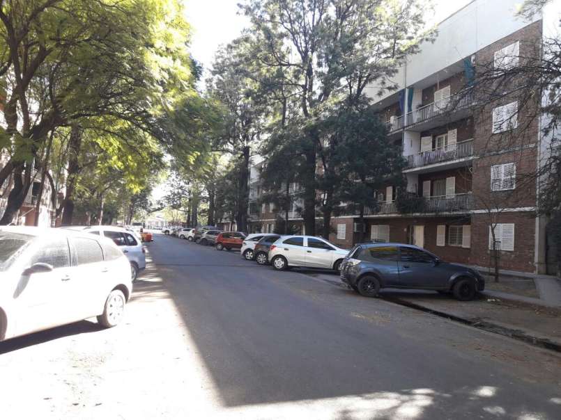 DEPARTAMENTO DE DOS DORMITORIOS EN ALQUILER EN LA PLATA 786 B JUNIOR