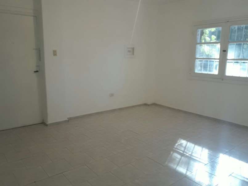DEPARTAMENTO DE DOS DORMITORIOS EN ALQUILER EN LA PLATA 786 B JUNIOR