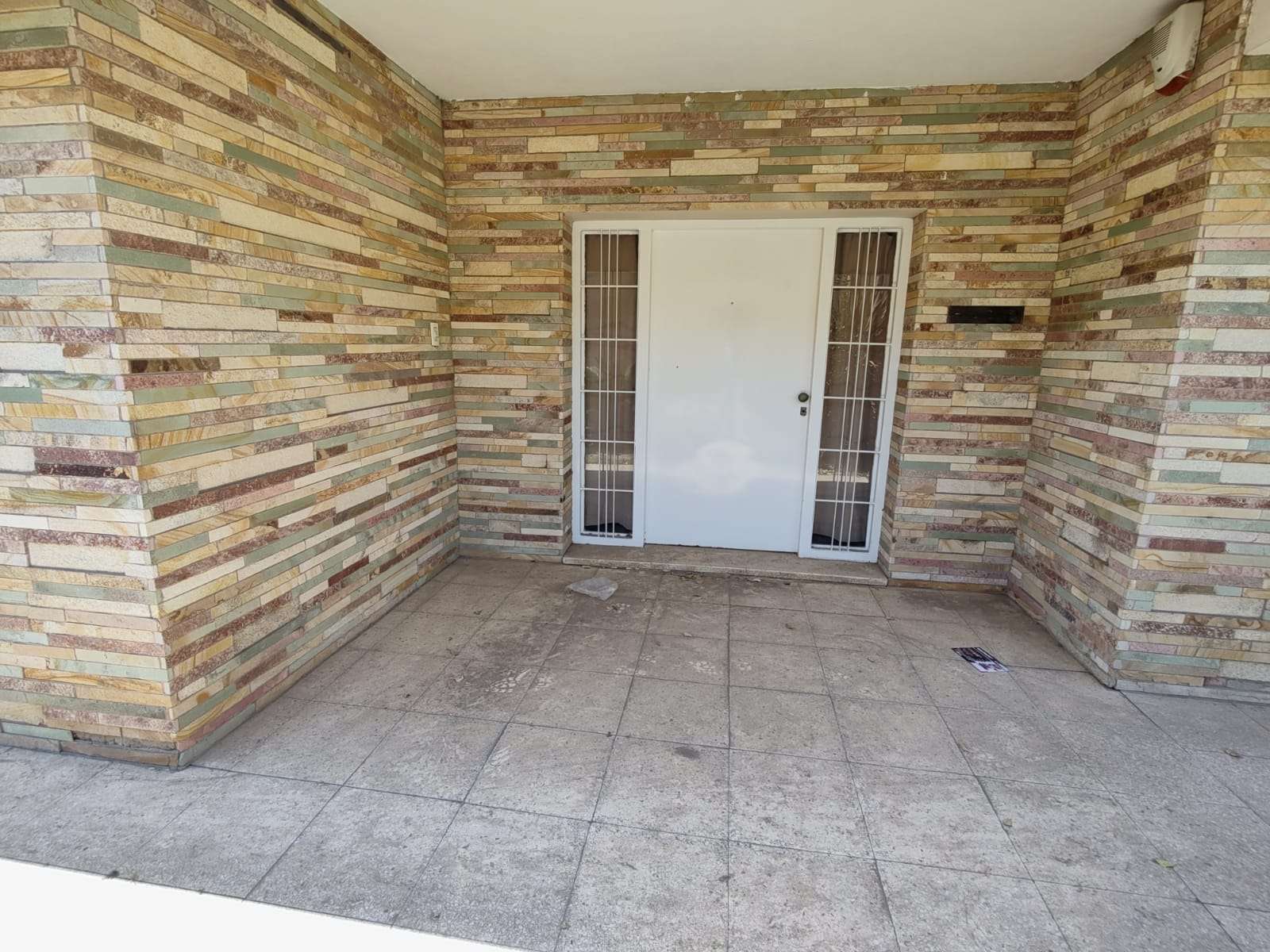 CORONEL OLMEDO - 11 DE SEPTIEMBRE 5900 - CASA 3 DORMITORIOS EN ALQUILER