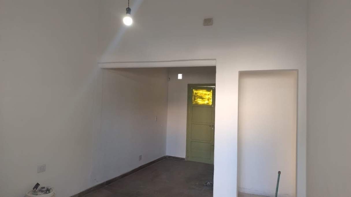 SE VENDE CASA Y DEPARTAMENTO EN B LOS PLATANOS