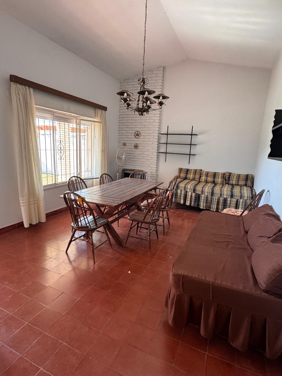 ALQUILO CASA sobre Costanera de Carlos Paz ZONA INMEJORABLE