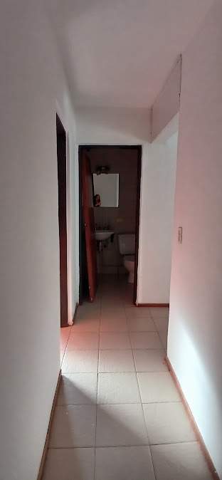 ALQUILER CASA 2 DORMITORIOS BAÑO COCHERA BARRIO QUEBRADA DE LAS ROSAS CÓRDOBA
