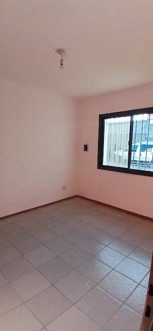 ALQUILER CASA 2 DORMITORIOS BAÑO COCHERA BARRIO QUEBRADA DE LAS ROSAS CÓRDOBA