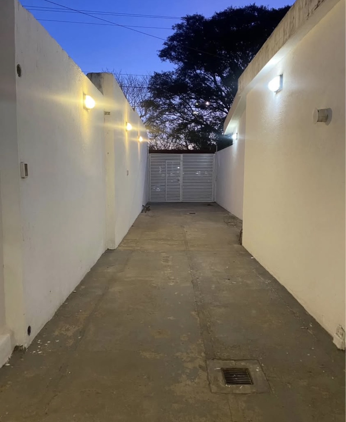 GALPON EN ALQUILER EN BARRIO EMPALME