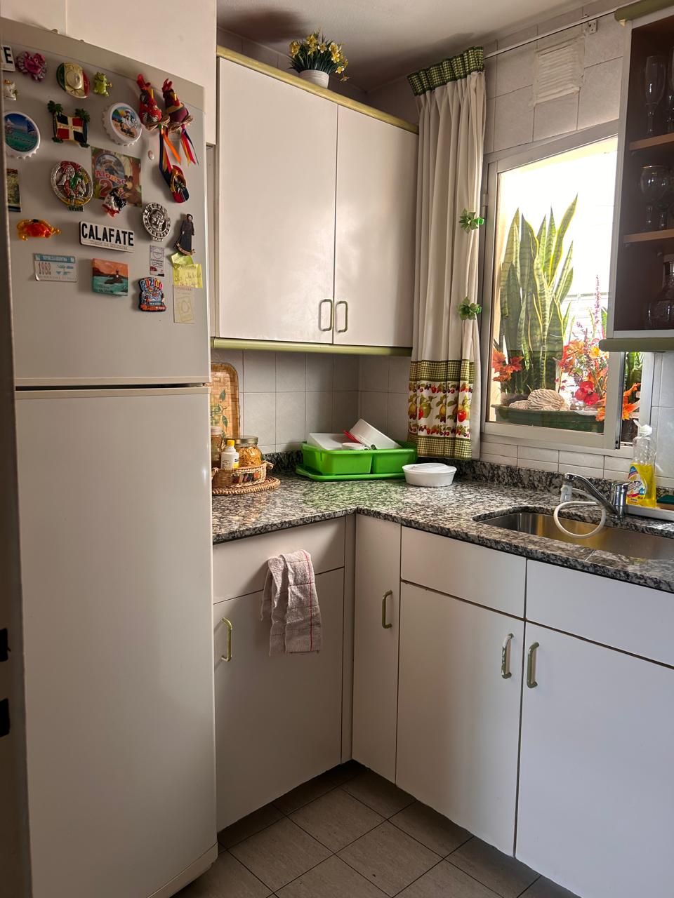 En venta dpto dos dorm con cochera. B Centro