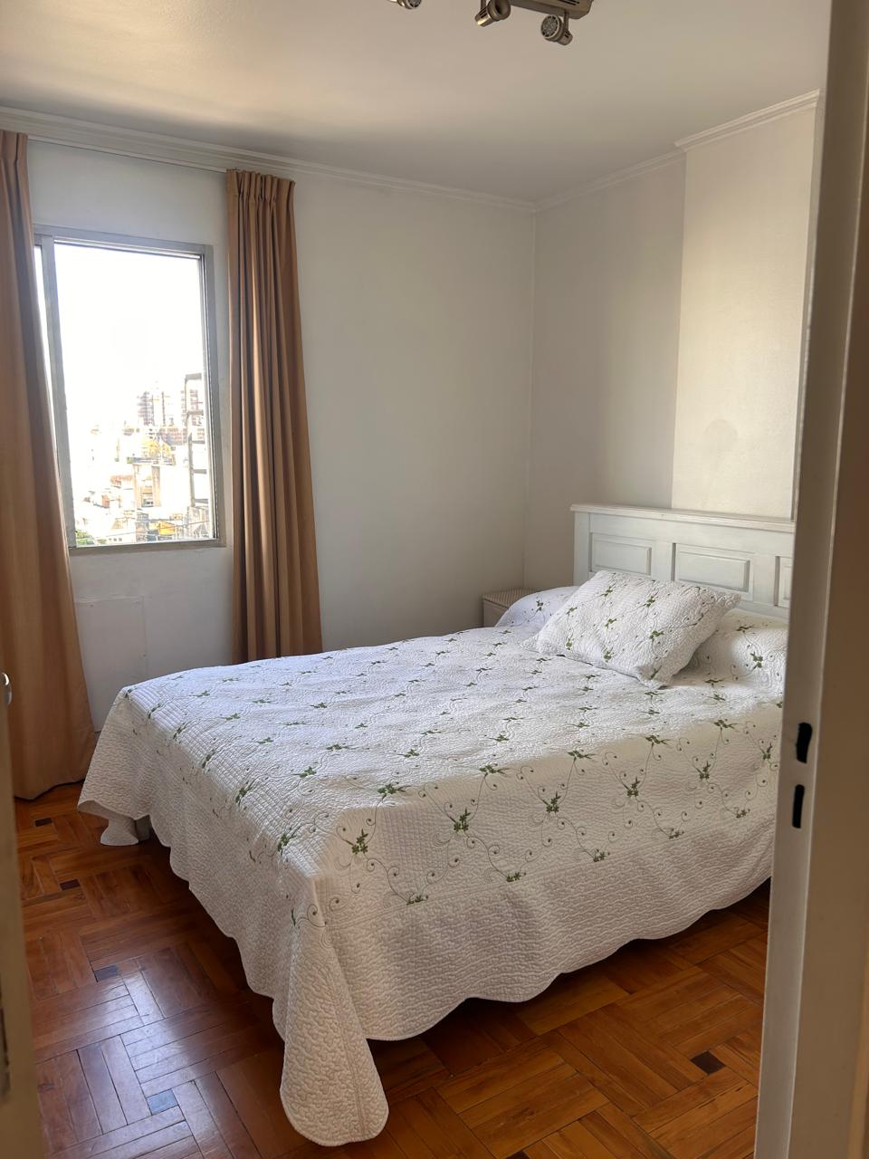 En venta dpto dos dorm con cochera. B Centro