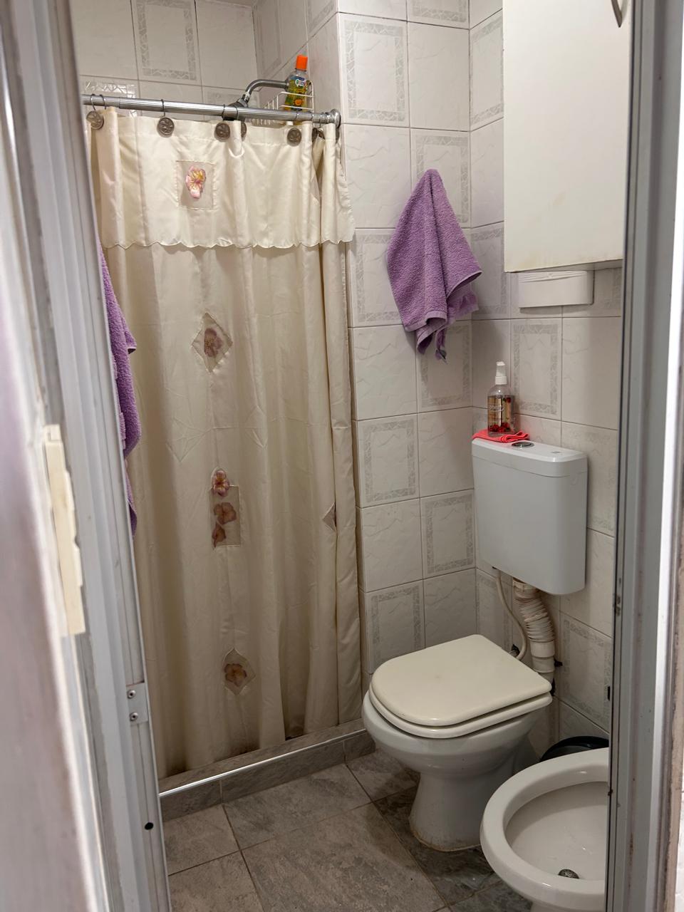 En venta dpto dos dorm con cochera. B Centro