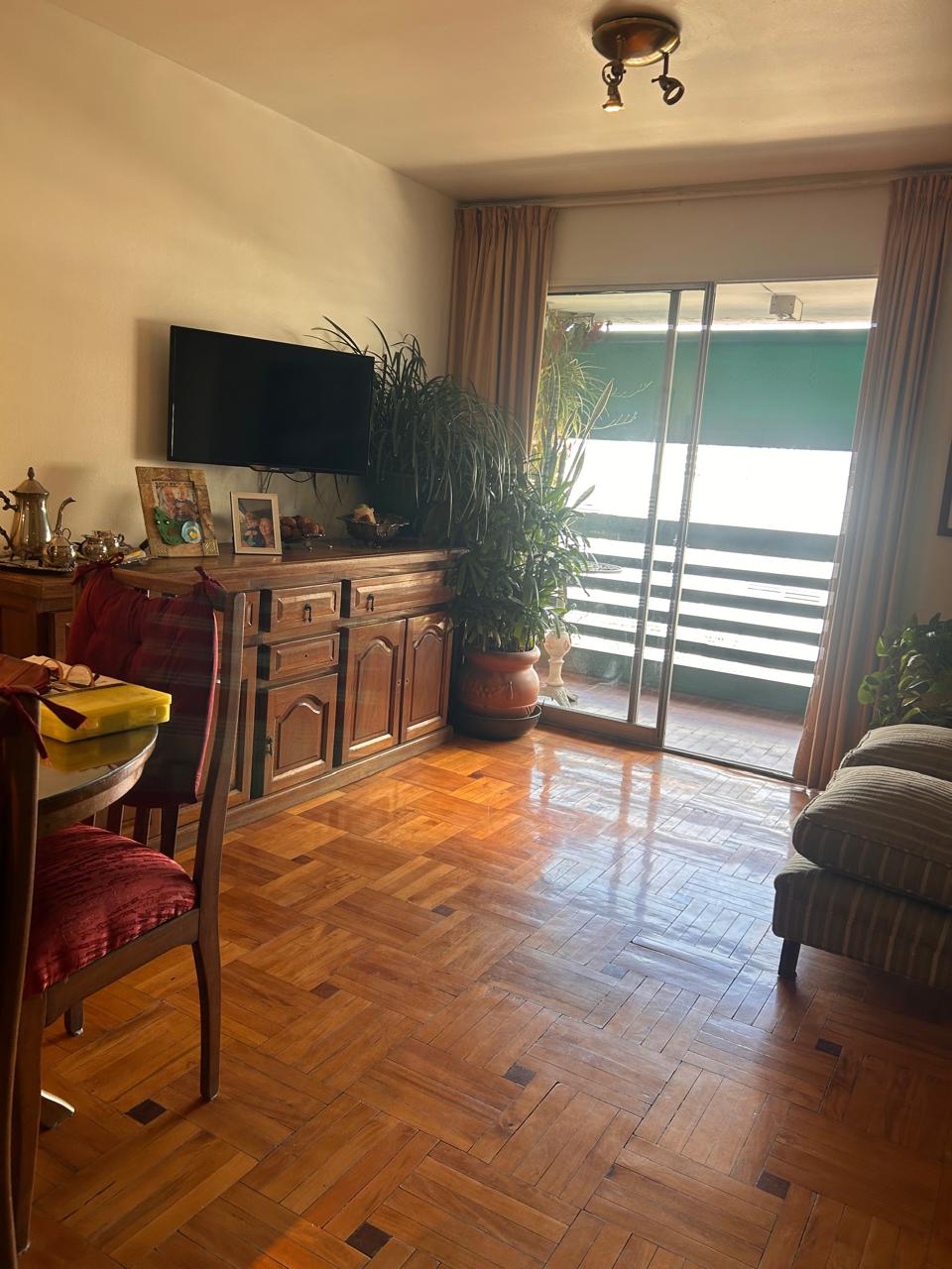 En venta dpto dos dorm con cochera. B Centro
