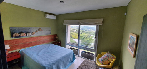 Casa En Venta De 2 Dorm En Río Ceballos - Calle Belgrano -