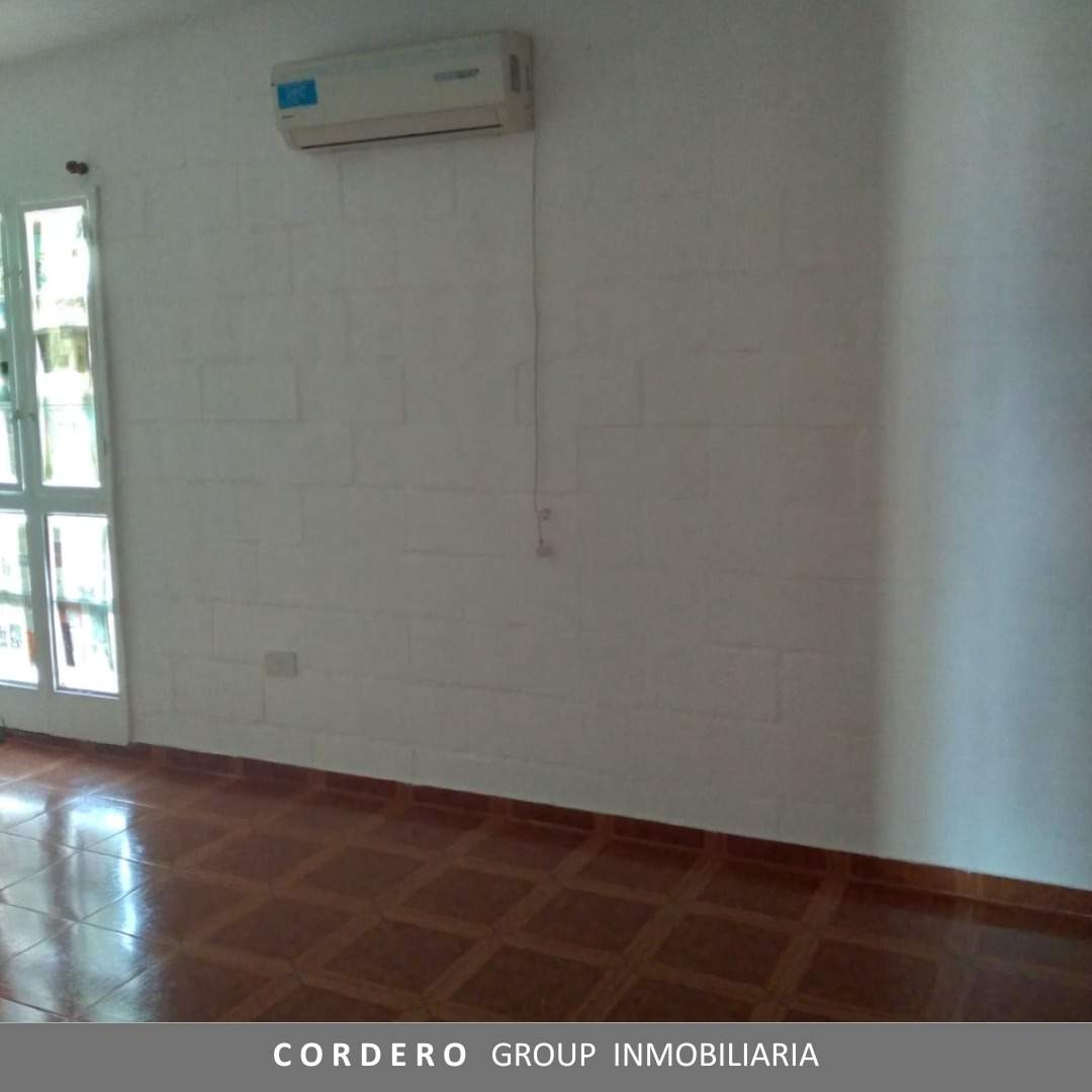 Alquilo casa 1 dorm. Barrio Carrara de Horizonte Norte.