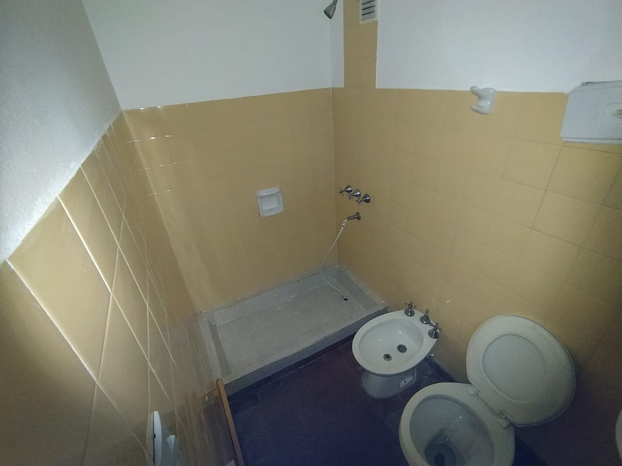 ALQ. DPTO. 2 DORM. TORRE AMARILLA - LA PLATA 870 - B JUNIORS - CÓRDOBA