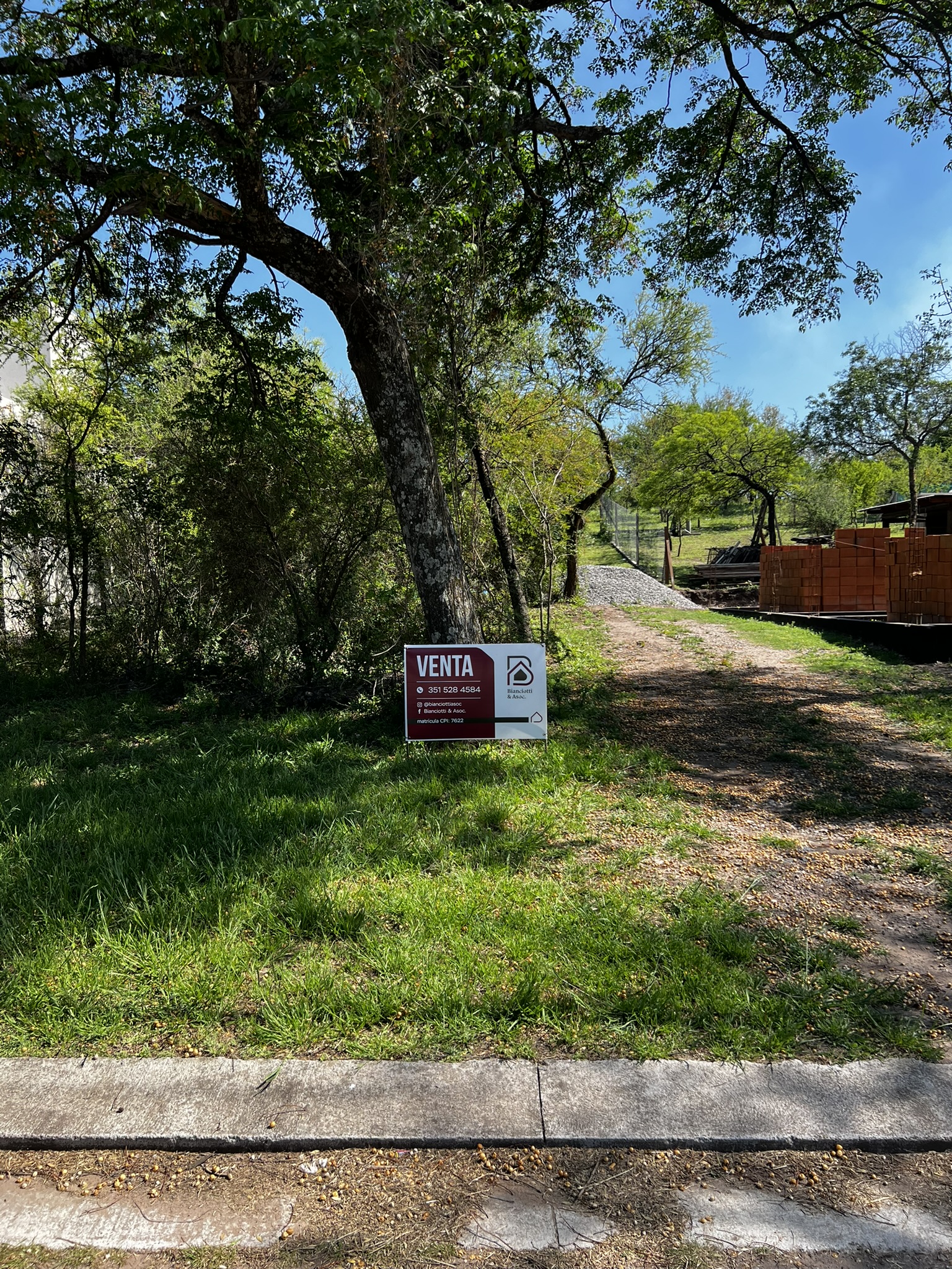 OPORTUNIDAD - LOTE EN VENTA 500 m2 - RIO CEBALLOS (Barrio Lomas del Chañar (UEPC)