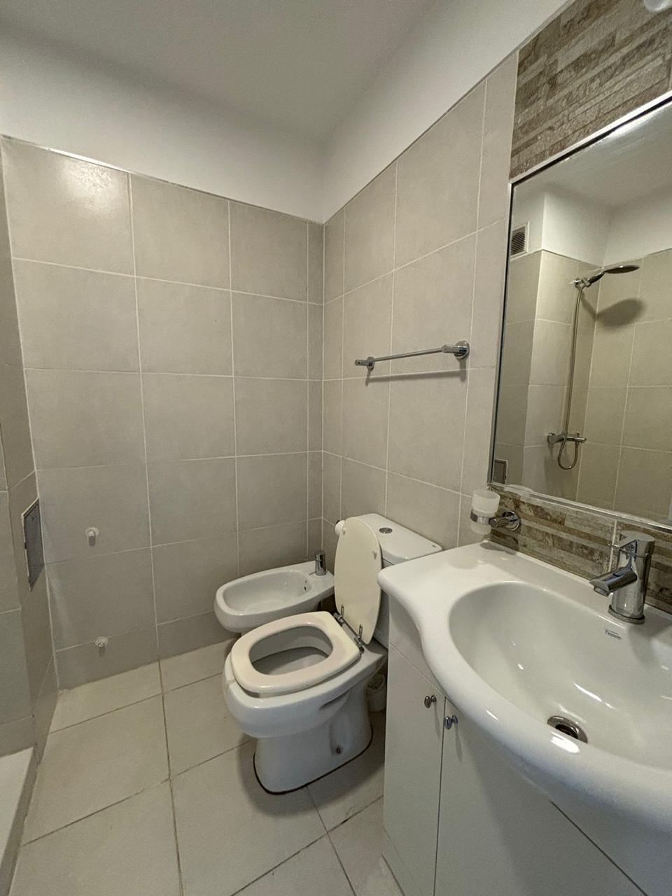 DUPLEX ALQUILER 2 DOR HOUSING MANANTIALES