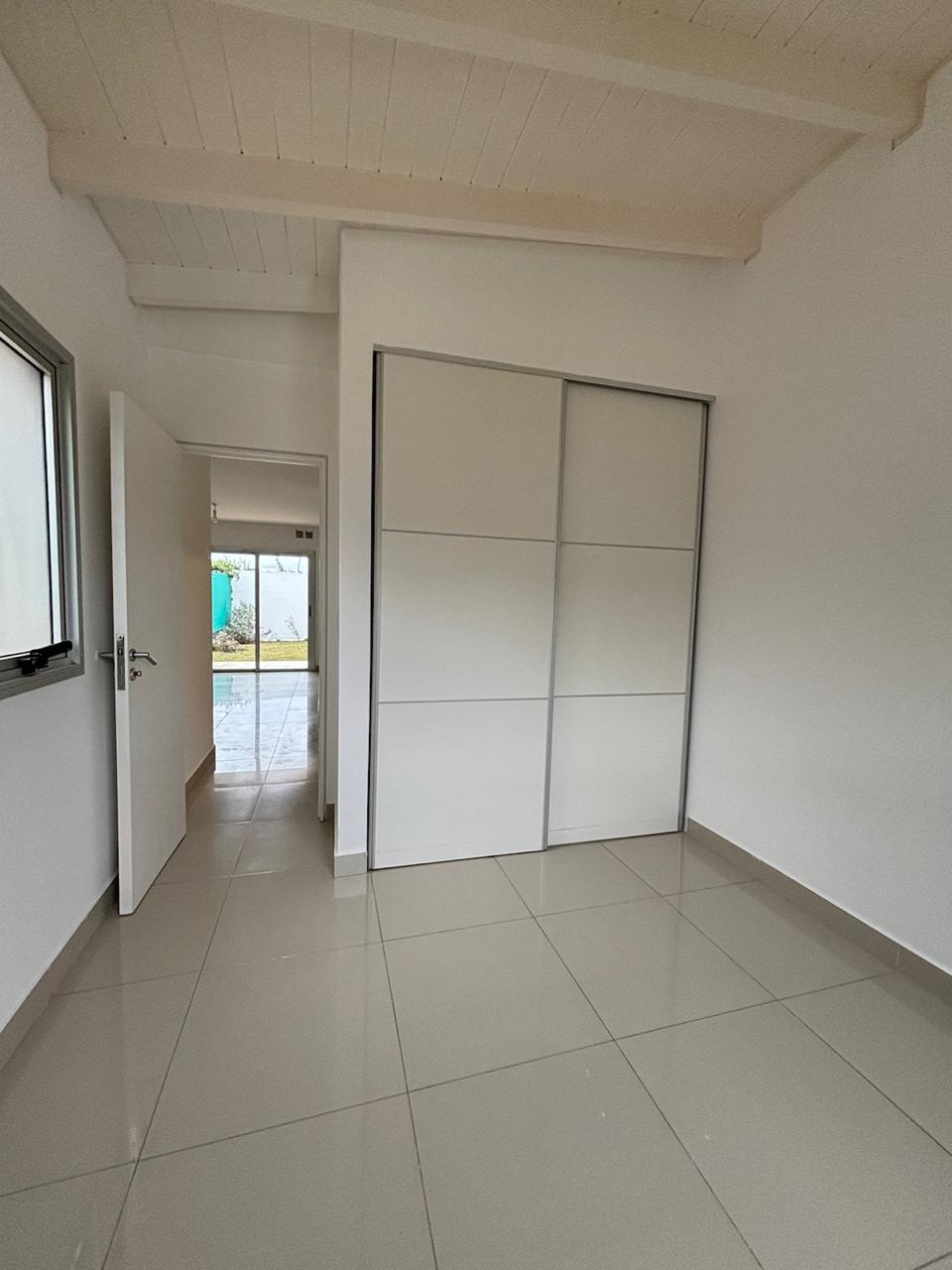 DUPLEX ALQUILER 2 DOR HOUSING MANANTIALES