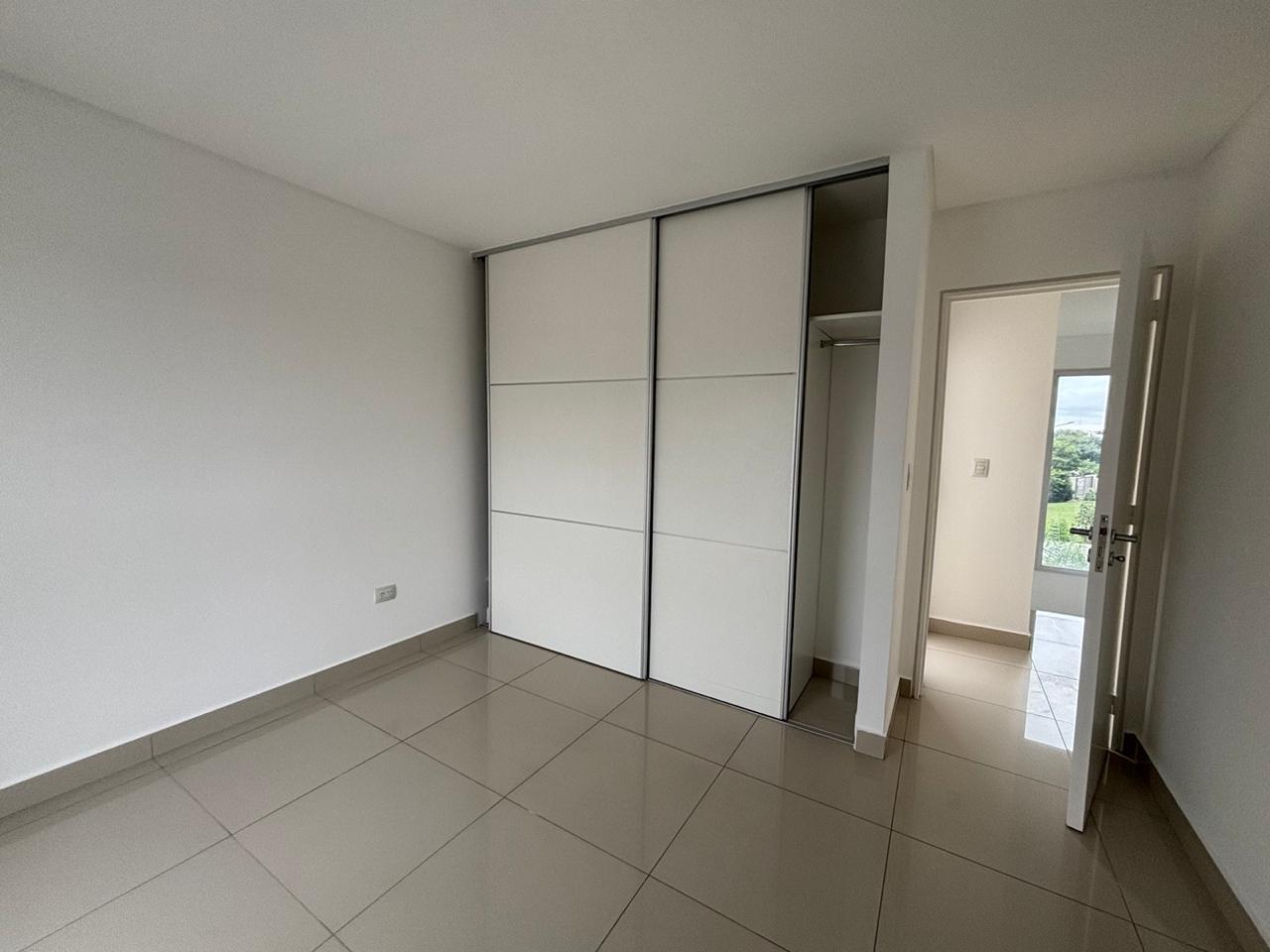 DUPLEX ALQUILER 2 DOR HOUSING MANANTIALES