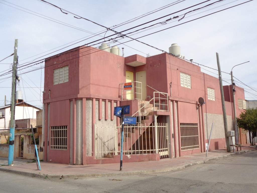 Barrio Villa Páez - Departamento Externo de 1 Dormitorio, Amplio y Luminoso. Sin Expensas Comunes y con Impuestos Bajos