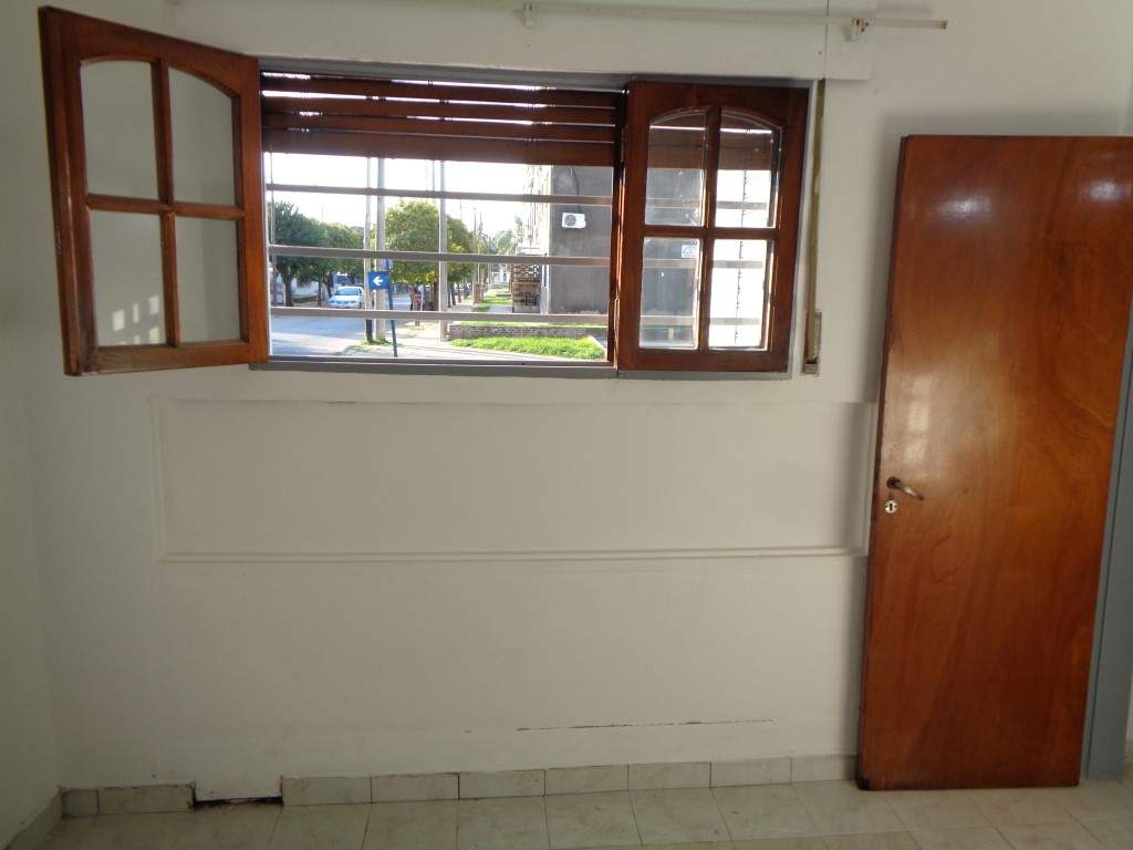 Barrio Lomas de San Martín - Departamento Externo de 1 Dormitorio, Amplio y Luminoso con Patio de Uso Exclusivo. Sin Expensas