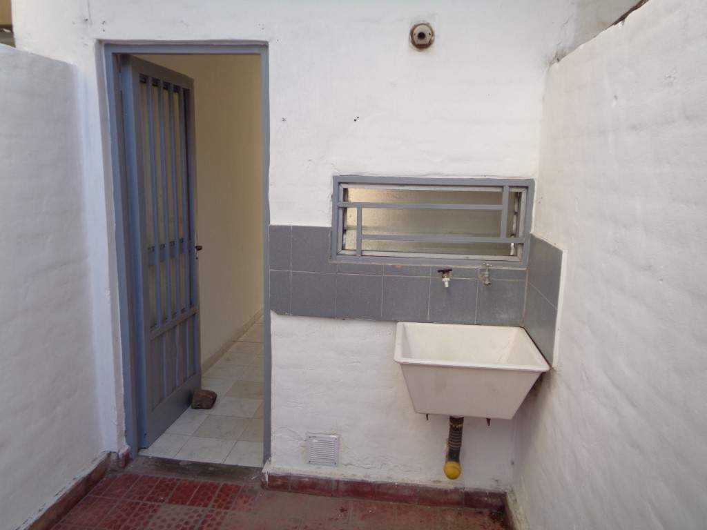 Barrio Lomas de San Martín - Departamento Externo de 1 Dormitorio, Amplio y Luminoso con Patio de Uso Exclusivo. Sin Expensas