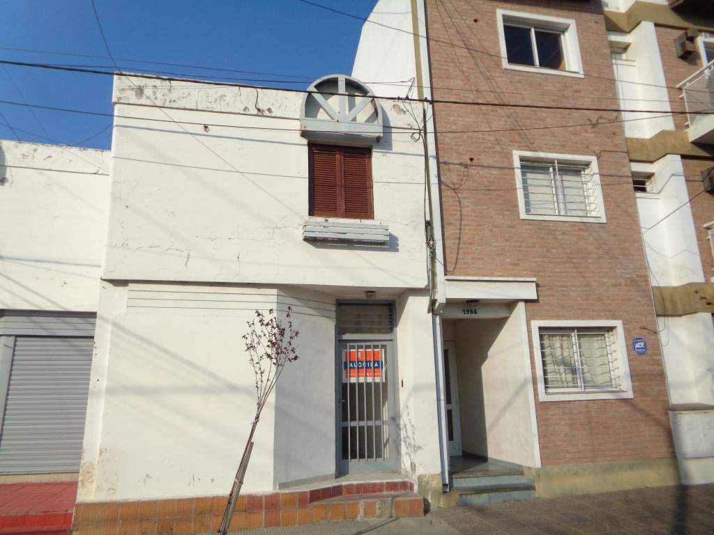 Barrio Lomas de San Martín - Departamento Externo de 1 Dormitorio, Amplio y Luminoso con Patio de Uso Exclusivo. Sin Expensas