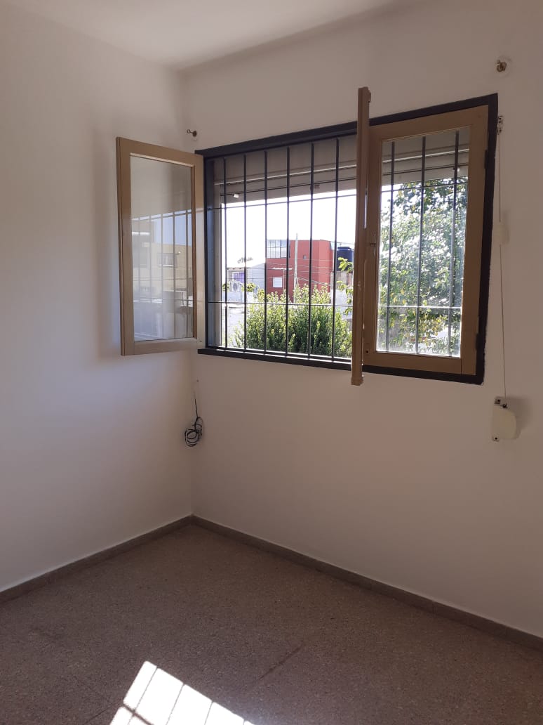 Dúplex con Patio, Cochera y Asador  Excelente Ubicación ¡Sin Expensas!