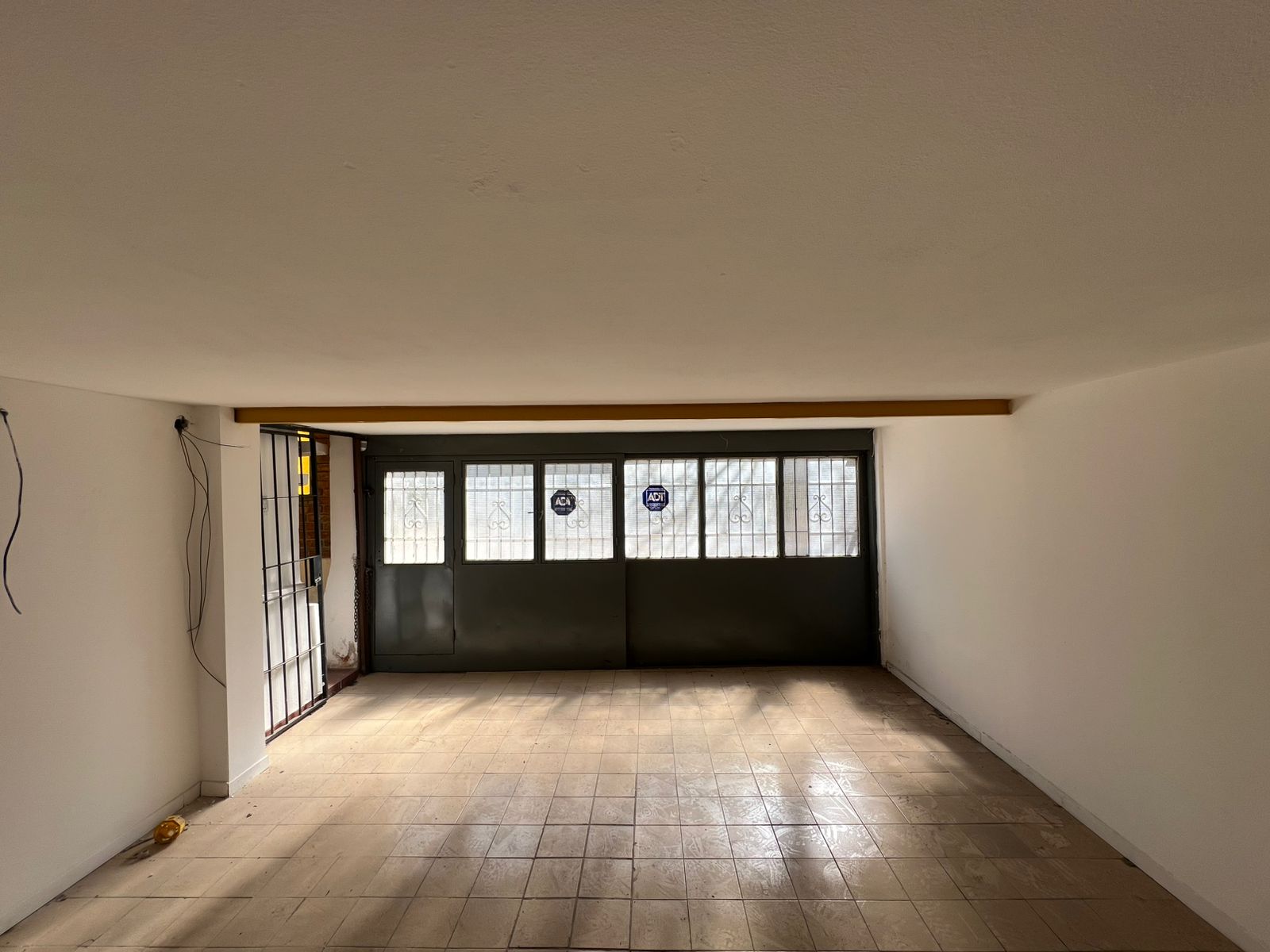 CASA EN VENTA BARRIO PARQUE VELEZ SARSFIELD  - IDEAL PARA RENTA