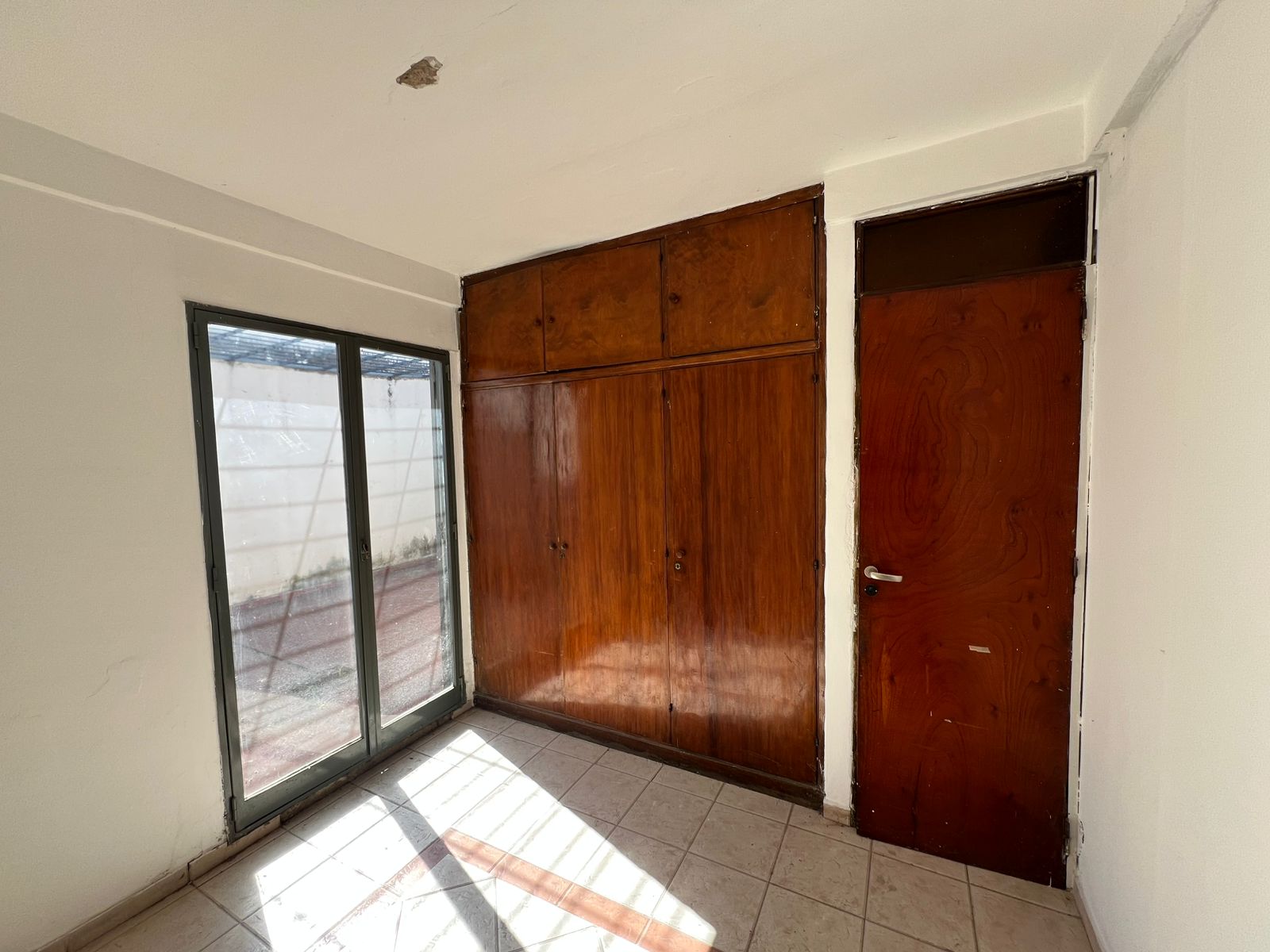 CASA EN VENTA BARRIO PARQUE VELEZ SARSFIELD  - IDEAL PARA RENTA