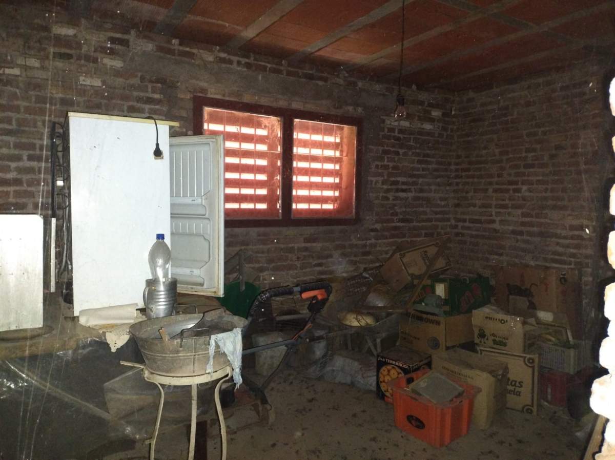 SE VENDE CASA CON GRAN TERRENO EN TINOCO
