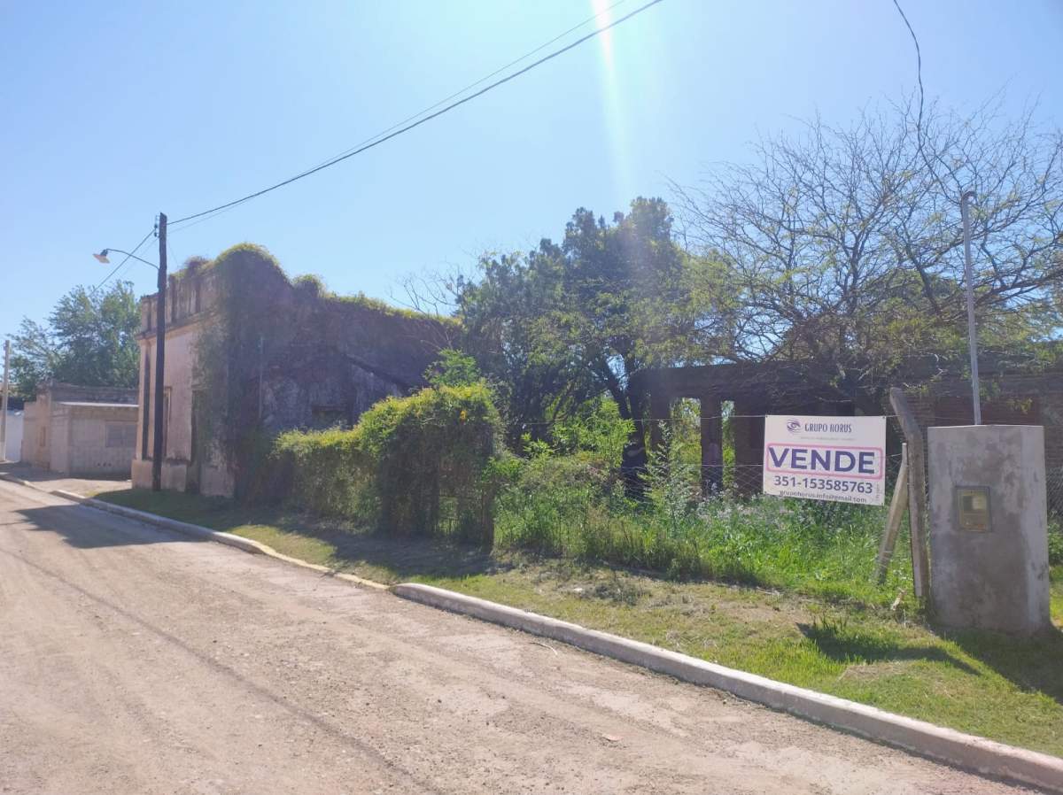 SE VENDE CASA CON GRAN TERRENO EN TINOCO