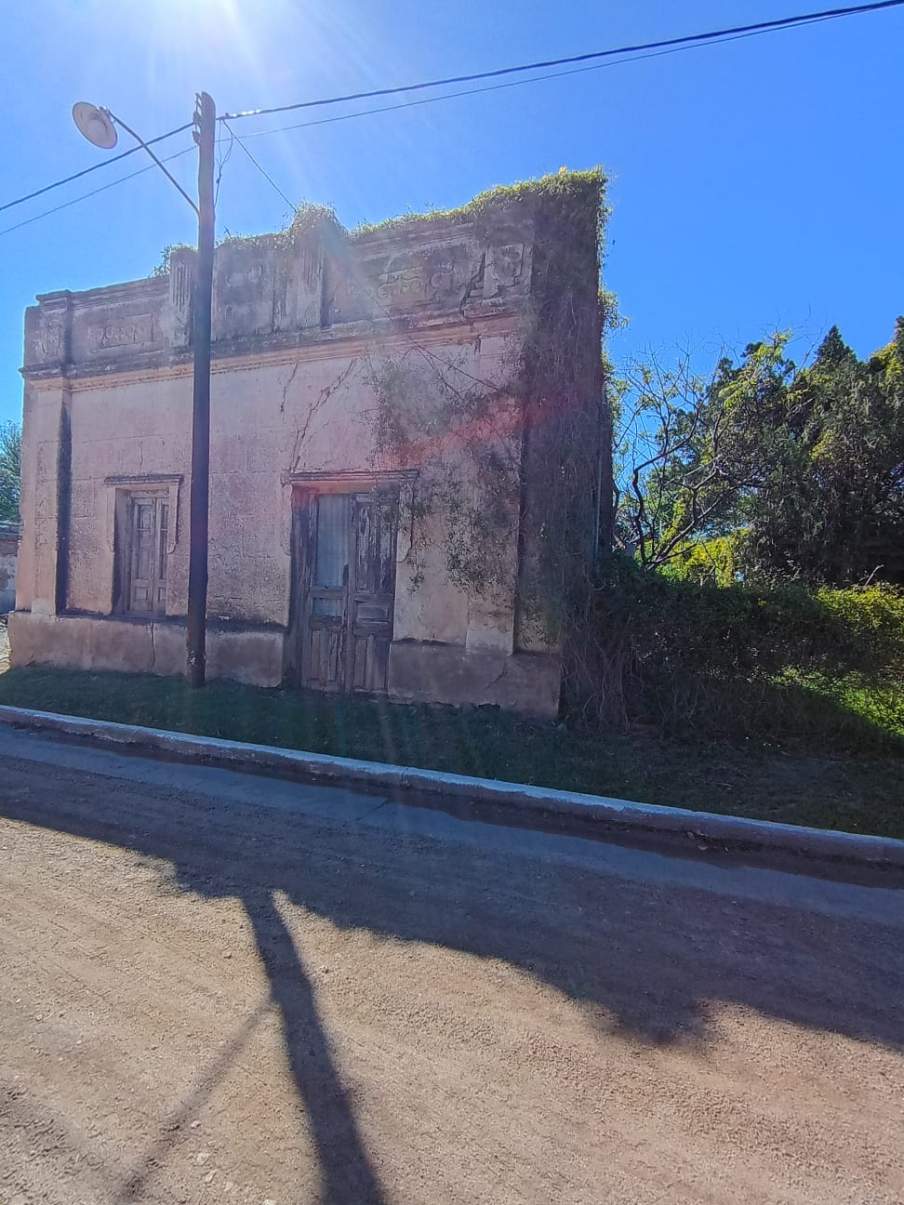 SE VENDE CASA CON GRAN TERRENO EN TINOCO