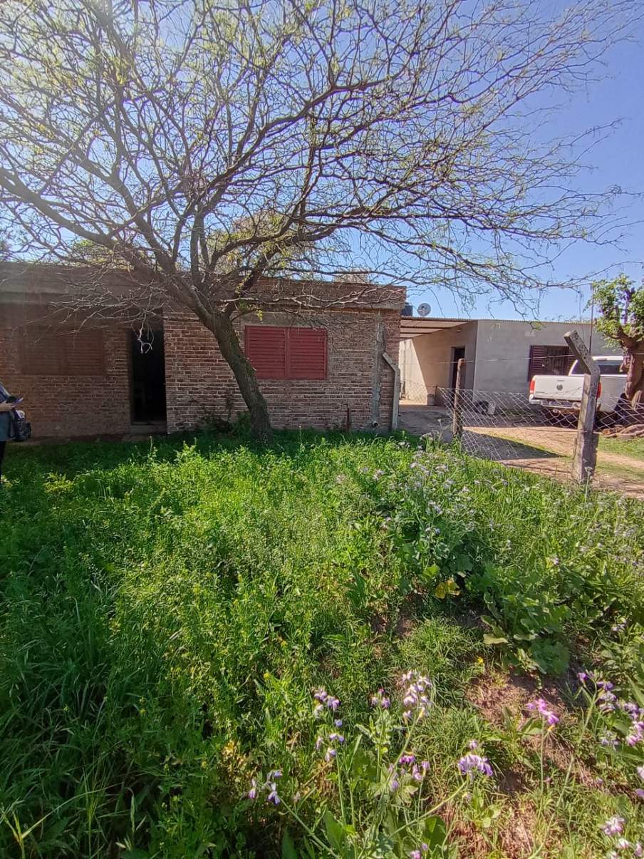 SE VENDE CASA CON GRAN TERRENO EN TINOCO
