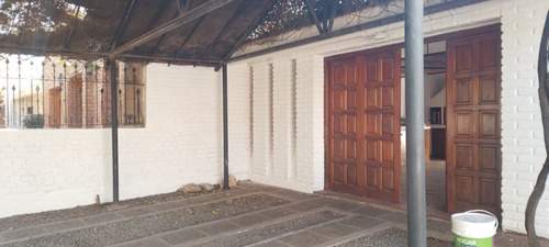 CASA EN VENTA EN PARQUE HORIZONTE, 3 DORM. 3 BÑOS.