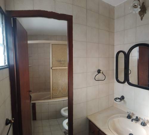 CASA EN VENTA EN PARQUE HORIZONTE, 3 DORM. 3 BÑOS.